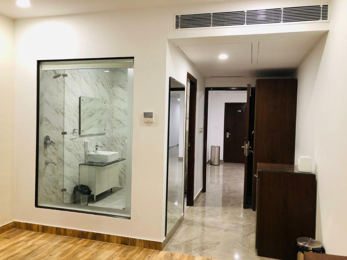 Hotel Ak Suites Patiāla Esterno foto