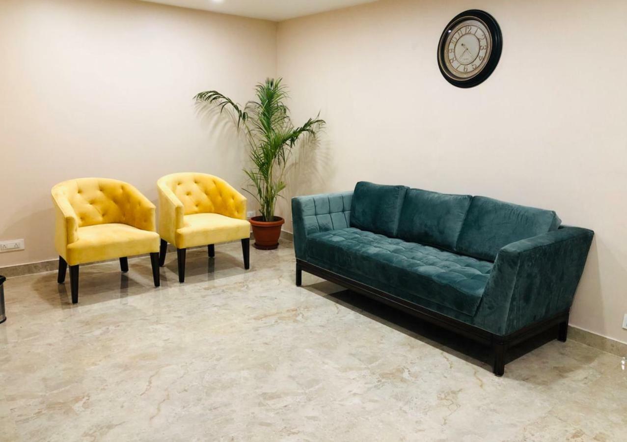 Hotel Ak Suites Patiāla Esterno foto